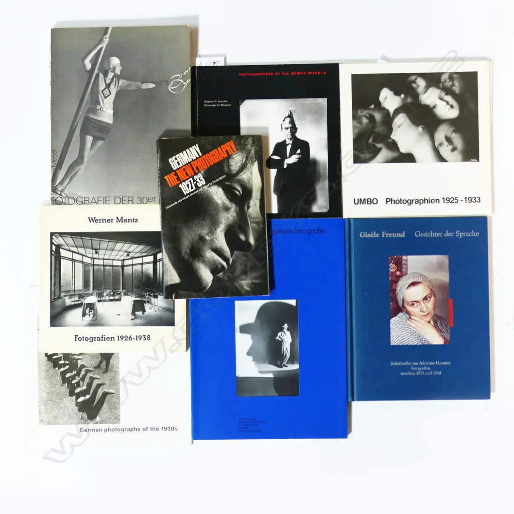 EIGHT PUBLICATIONS: GERMAN PHOTOGRAPHS 1920s-30s Image 1++